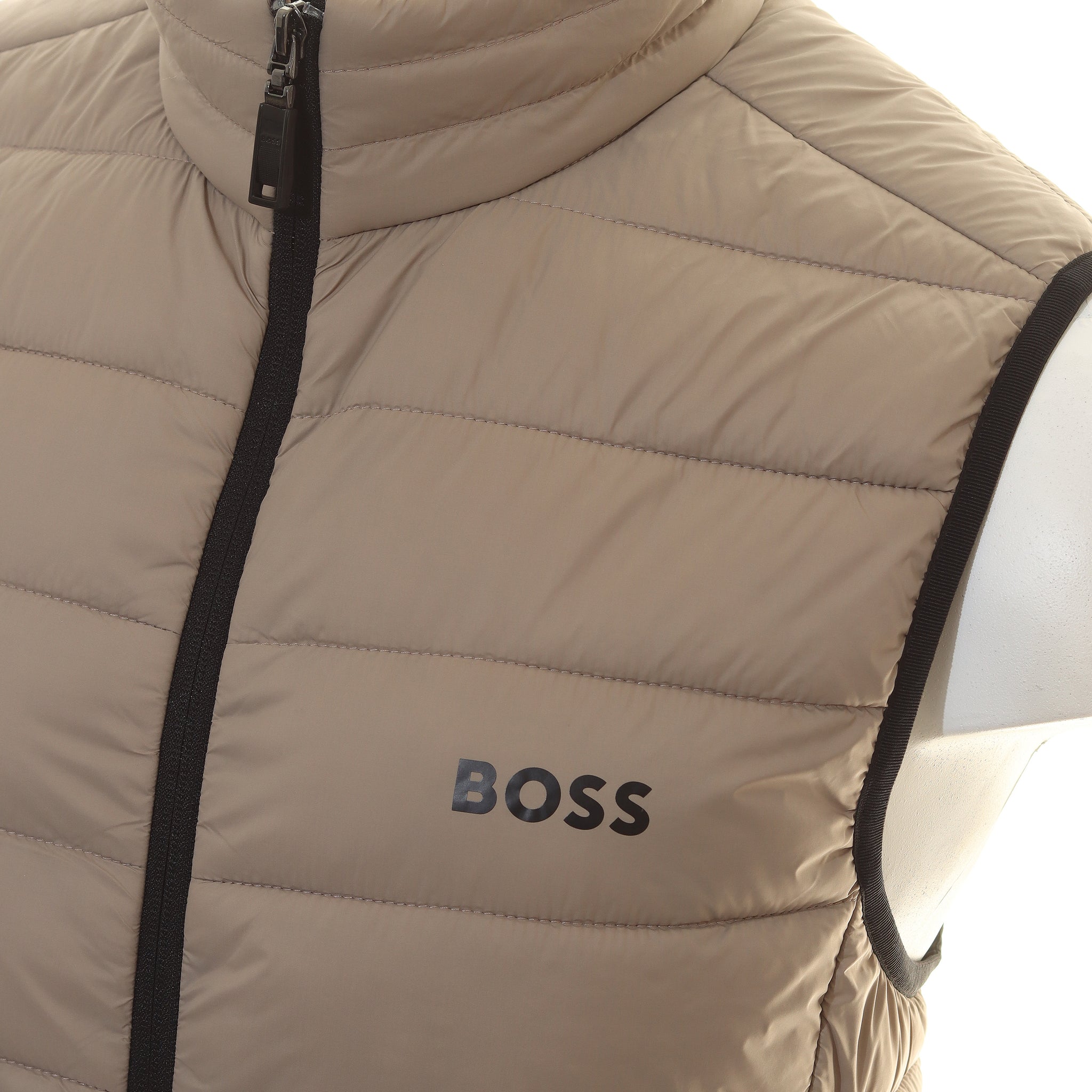 boss-v-thor-padded-vest-50472473-taupe-334-function18