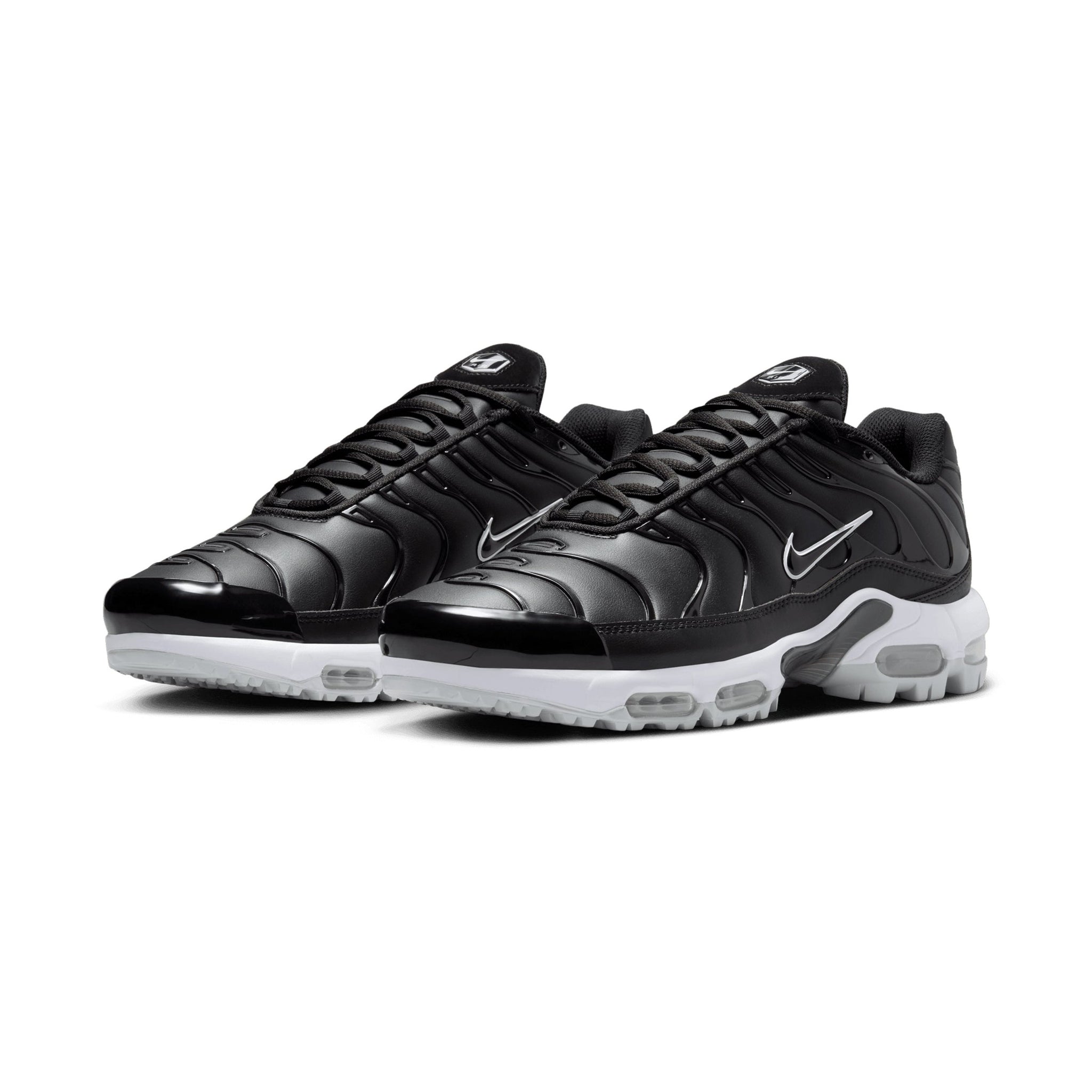 Nike Golf Air Max Plus G Shoes Black/White/Gold 001